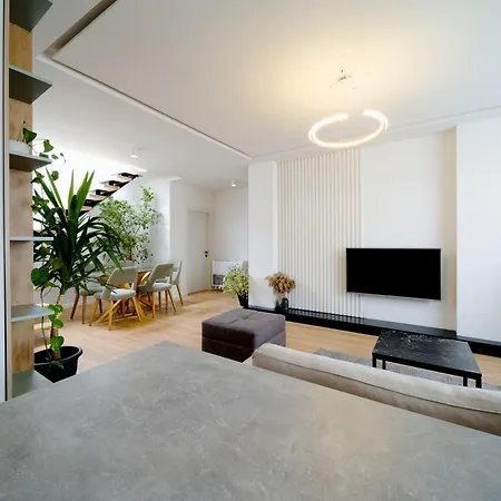 Apartmán City View Penthouse With Private Veranda Tirana