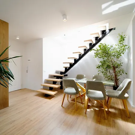 Apartmán City View Penthouse With Private Veranda *