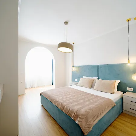 City View Penthouse With Private Veranda Apartmán *