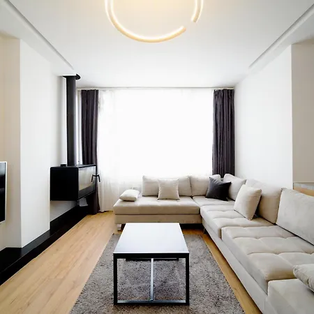 Apartmán City View Penthouse With Private Veranda