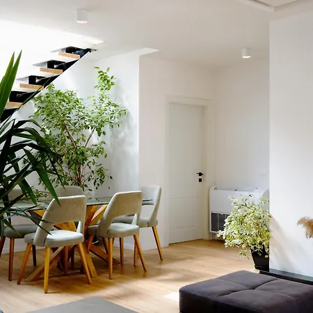 City View Penthouse With Private Veranda Apartmán Tirana