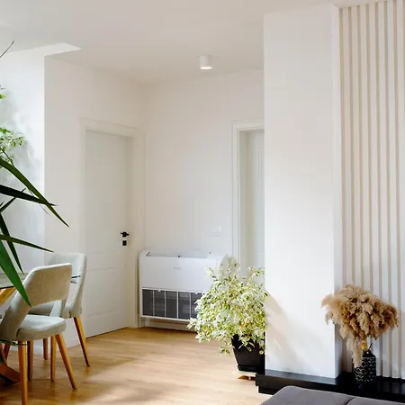 Apartmán City View Penthouse With Private Veranda